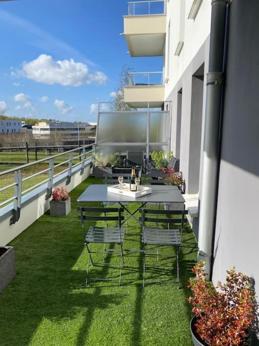 Le Domaine Reserve , Parking Et Ecrin De Verdure Amiens Extérieur photo