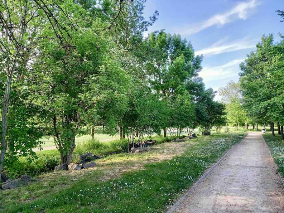 Le Domaine Reserve , Parking Et Ecrin De Verdure Amiens Extérieur photo