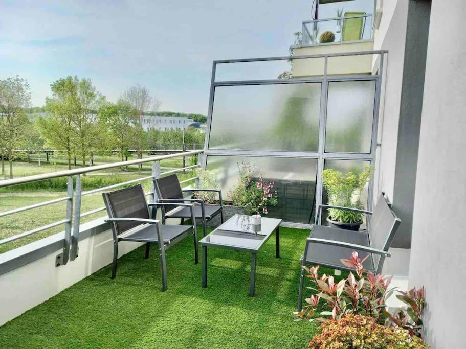 Le Domaine Reserve , Parking Et Ecrin De Verdure Amiens Extérieur photo